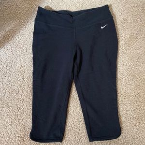 Nike dri fit capri tights